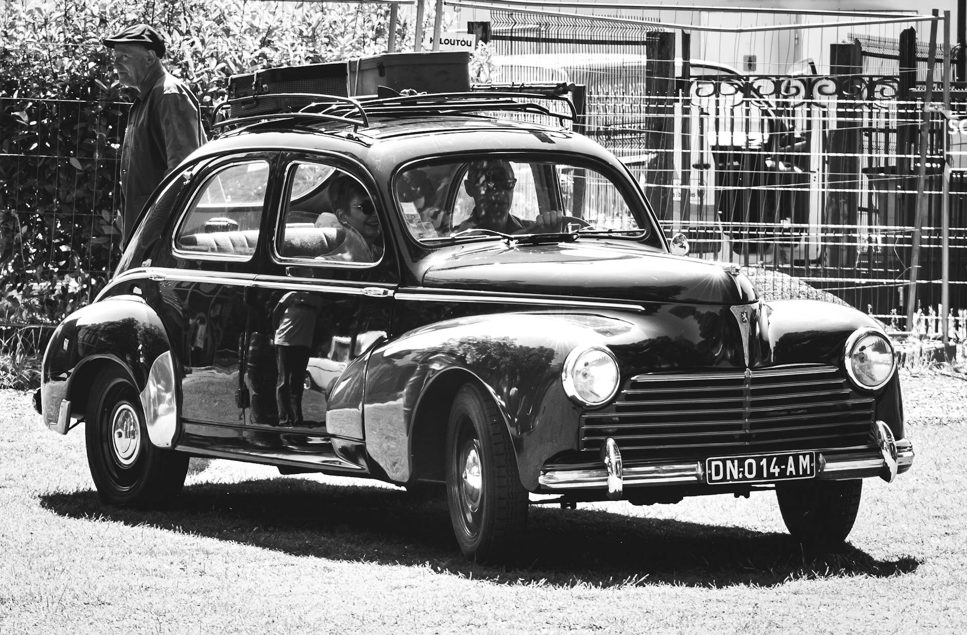 1946