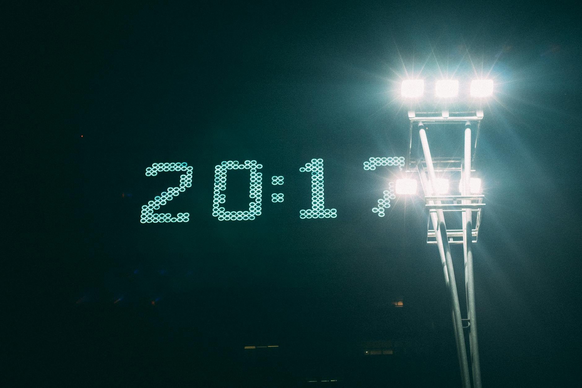 2072