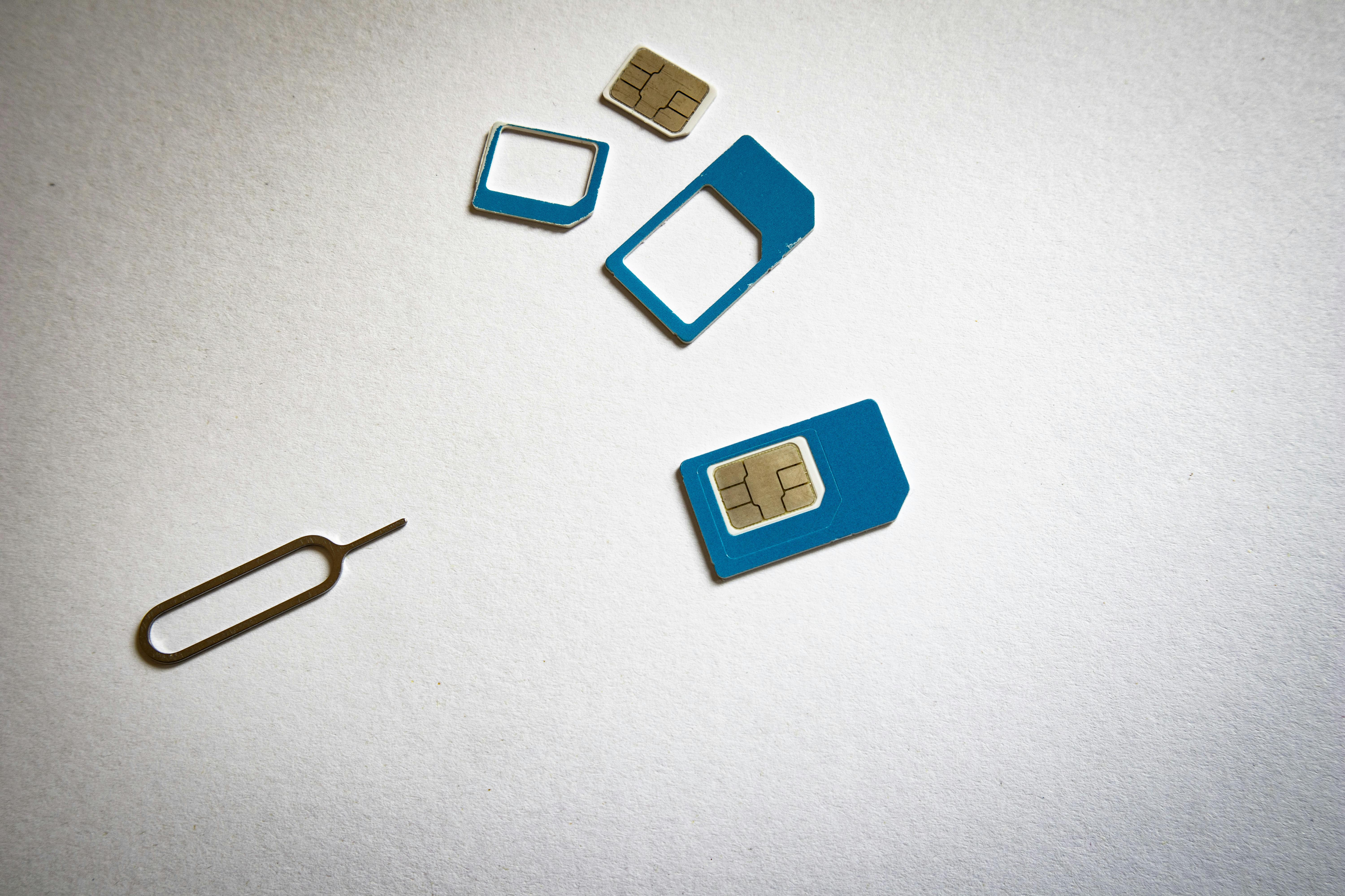 刚到澳洲第一张手机卡怎么选？Boost、Optus、Telstra 与 Vodafone 实务对比（2026）